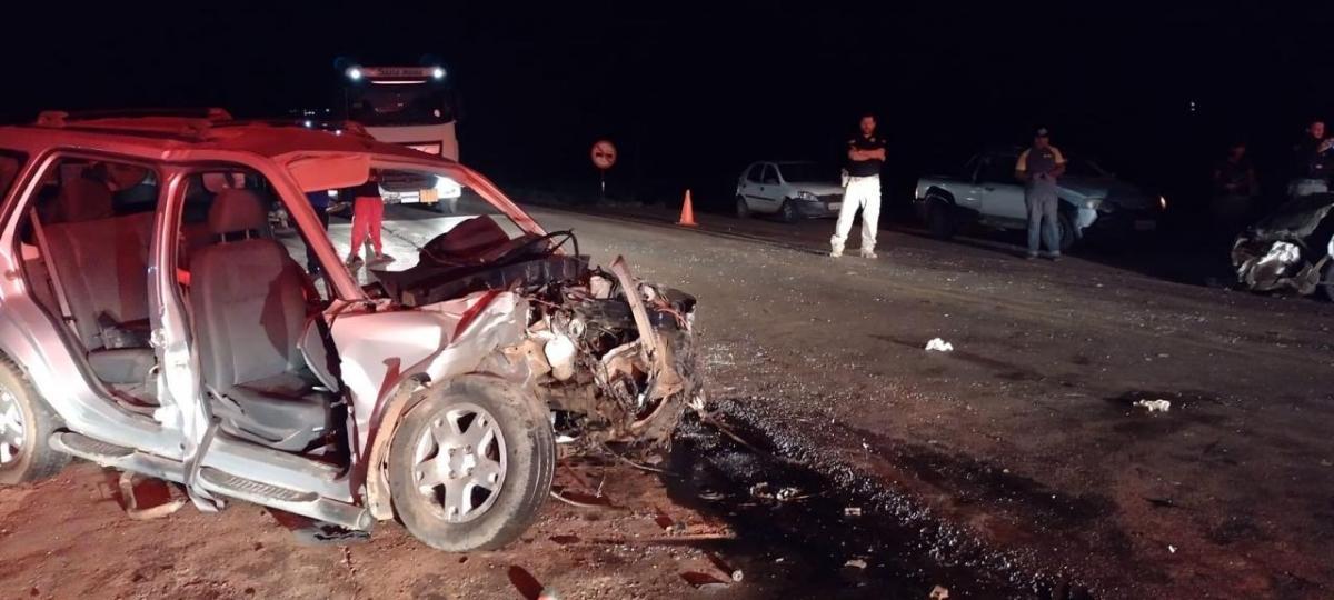 Acidente deixa 8 feridos em rodovia de Mato Grosso; 3 presos às ferragens