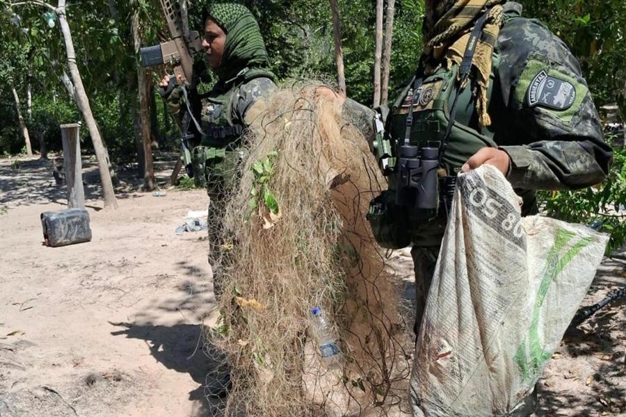 Fiscalização contra pesca predatória na região do Araguaia apreende armas de fogo, redes e tarrafas